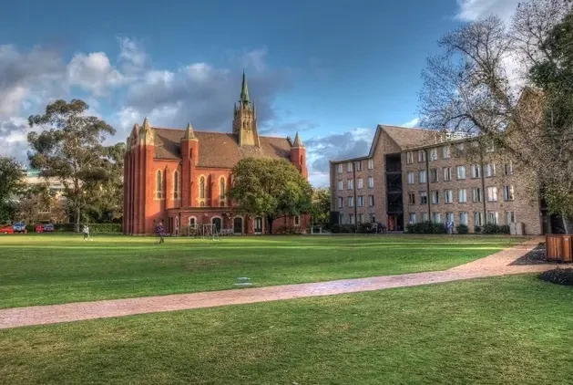 墨尔本大学研究生申请条件